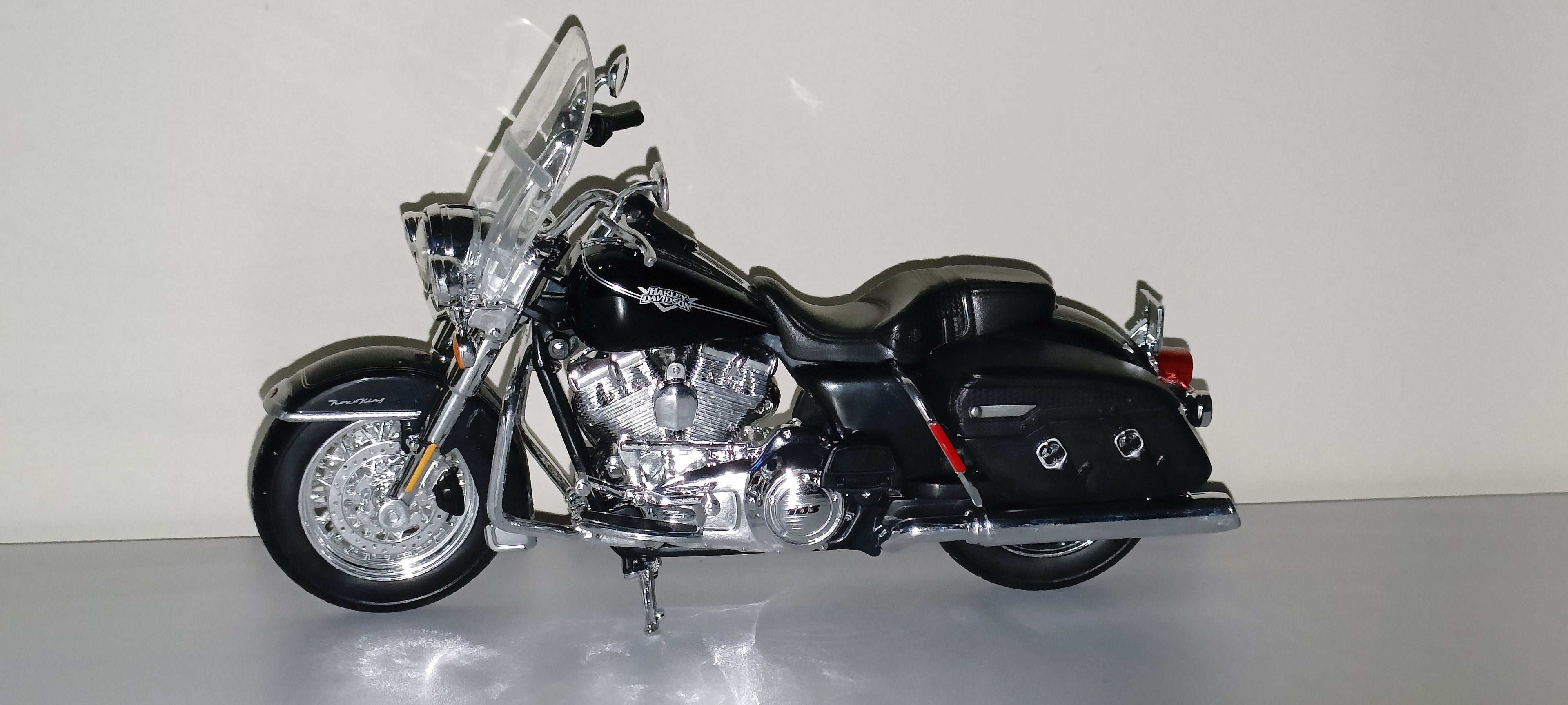 Maisto 1:12 H-D Motorcycles Asst, M32320