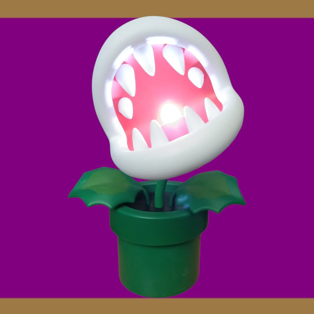 Super Mario Piranha Plant 33cm Posable Lamp – Nintendo Gaming Desk Light