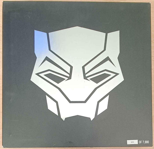 Black Panther Collector Set - Collector's Chamber