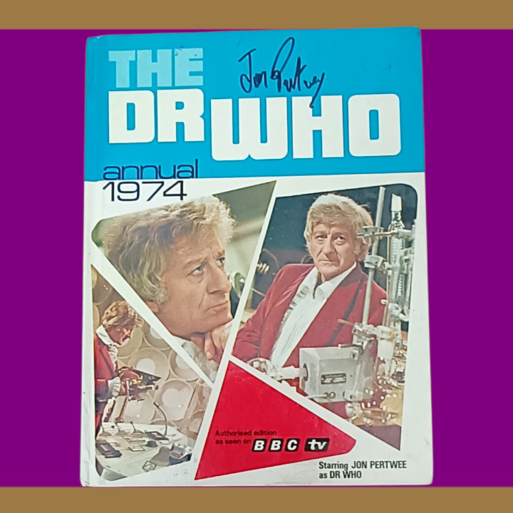 Dr Who annual 1974 siged by Jon Pertwee